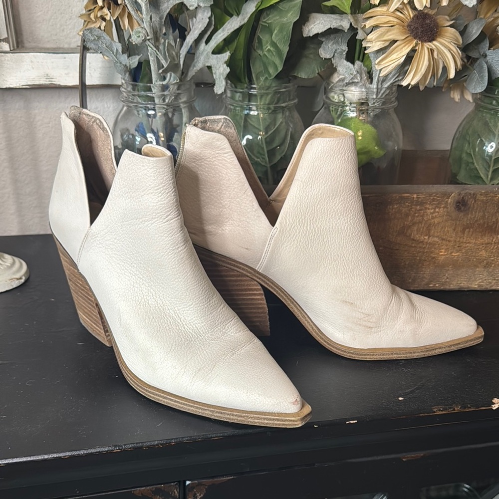 Vince Camuto Cream Ankle Booties with Suede Finish